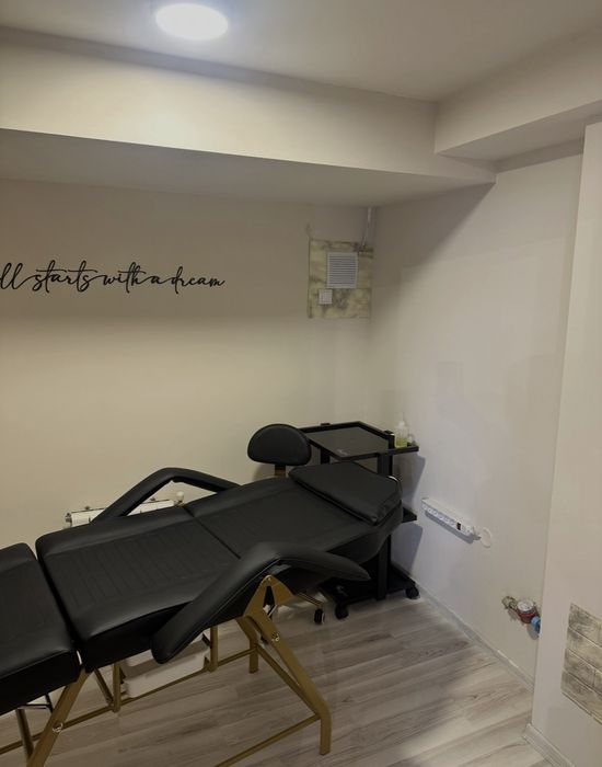 Дава се под наем  в Варна, Гранд Мол Варна -  кв.м за 150 € - Снимка #2