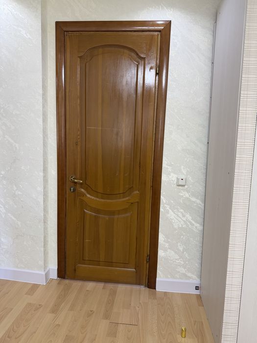 Бу есіктер сатылады , 2 есік, 2 ашылатын есік