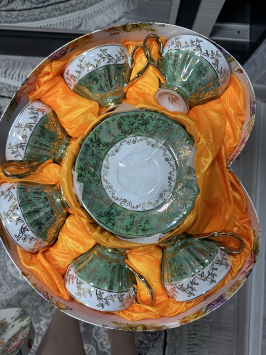 Посуда новая , очень красивая посуда