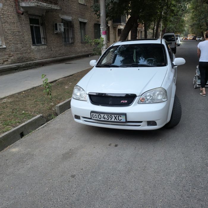 Prodam lacetti 1.8