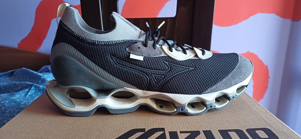 Mizuno Wave Prophecy 11