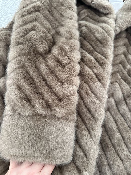 Продам эко шубку.Торг