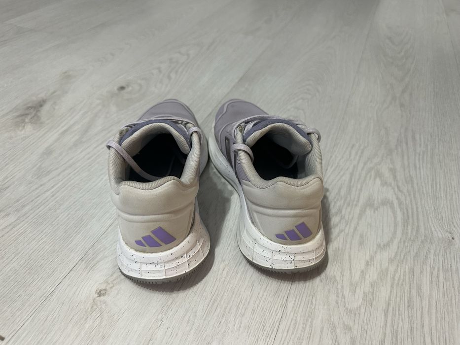 Маратонки Adidas