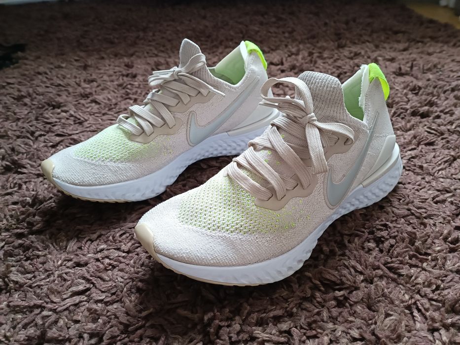 Nike epic react flyknit 42.5