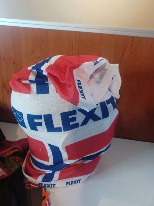 Ски сноуборд маска бандана,яка wind stopper yoko Norway komperdell