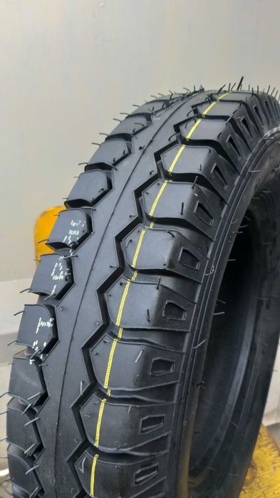 Продаётся пакрышка-шины для мотороллеры