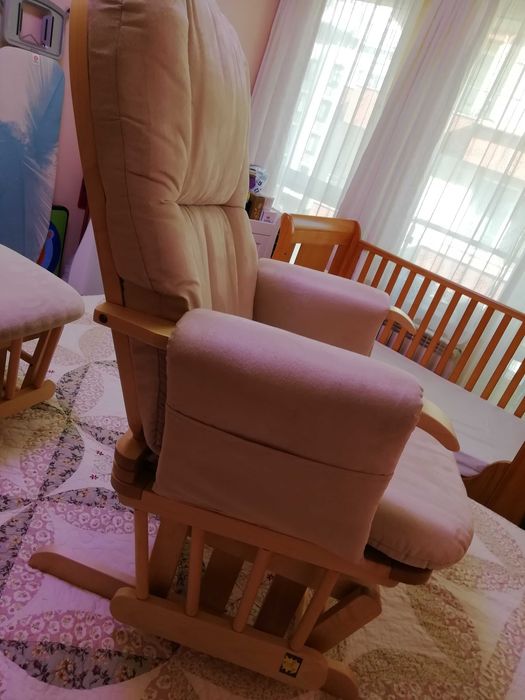 Регулируемо Кресло Фотьойл Люлеещ Стол Кърмене Tutti BambiniТабуретка