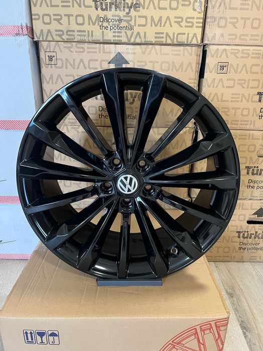 Jante noi  R19 model GTI pentru Volkswagen Golf Passat Id Tiguan skoda
