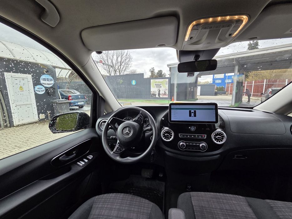 Mercedes-Benz Vito TOURER SELECT 2.2 CDI 163 CP  AUTOMAT  8+1 LOCURI