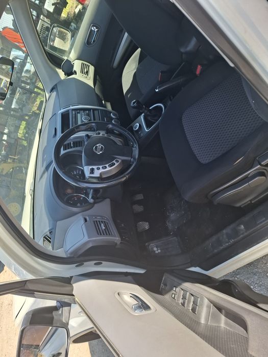 Elemente Caroserie Nissan X-traile 2.odci 110kw 15o cp Tip M9R  4x4 fabricat 2008