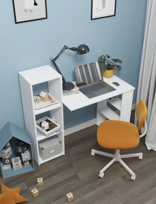 Стол письменный,  школьный