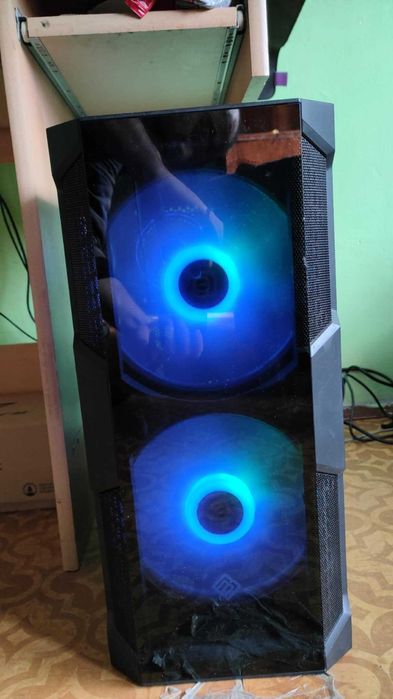 Бъджетен гейминг сетъп