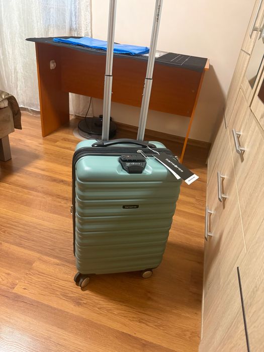 Куфар Samsonite чисто нов! От Америка!