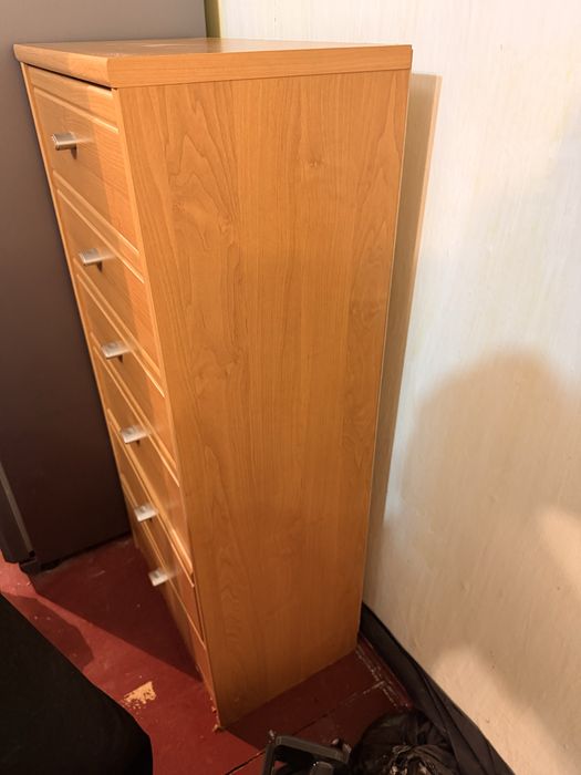 Тумба для зала или в спальню