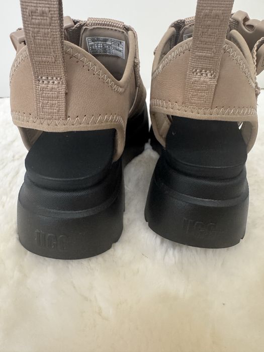 Дамски масивни  сандали