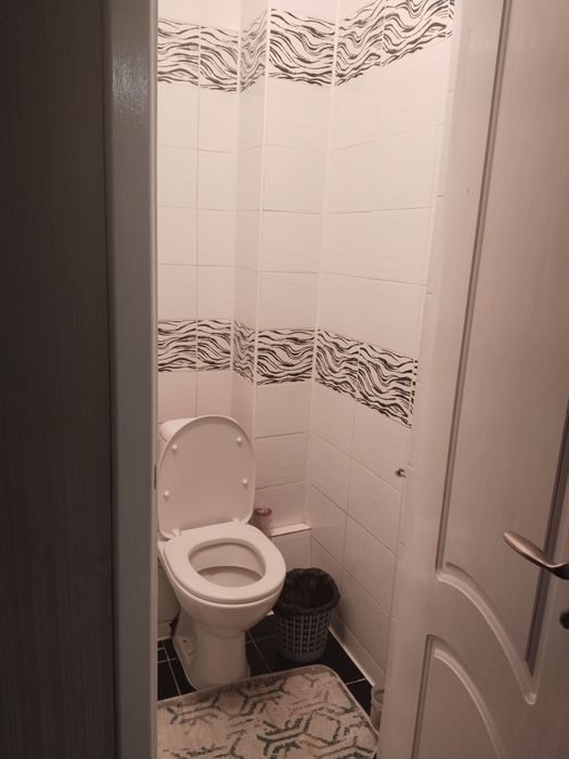 Продам квартиру 4 комнатную