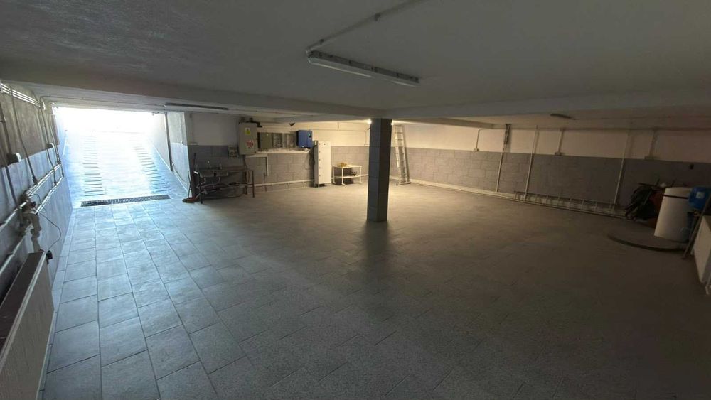 Spatiu de inchiriat intrare Botosani 120mp utili