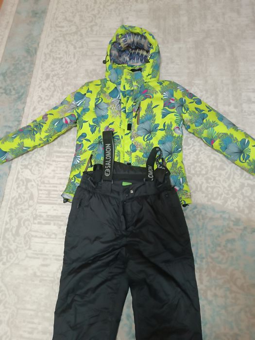 Продам лыжный костюм