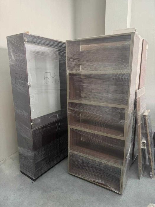 Продается офисная мебель б/у