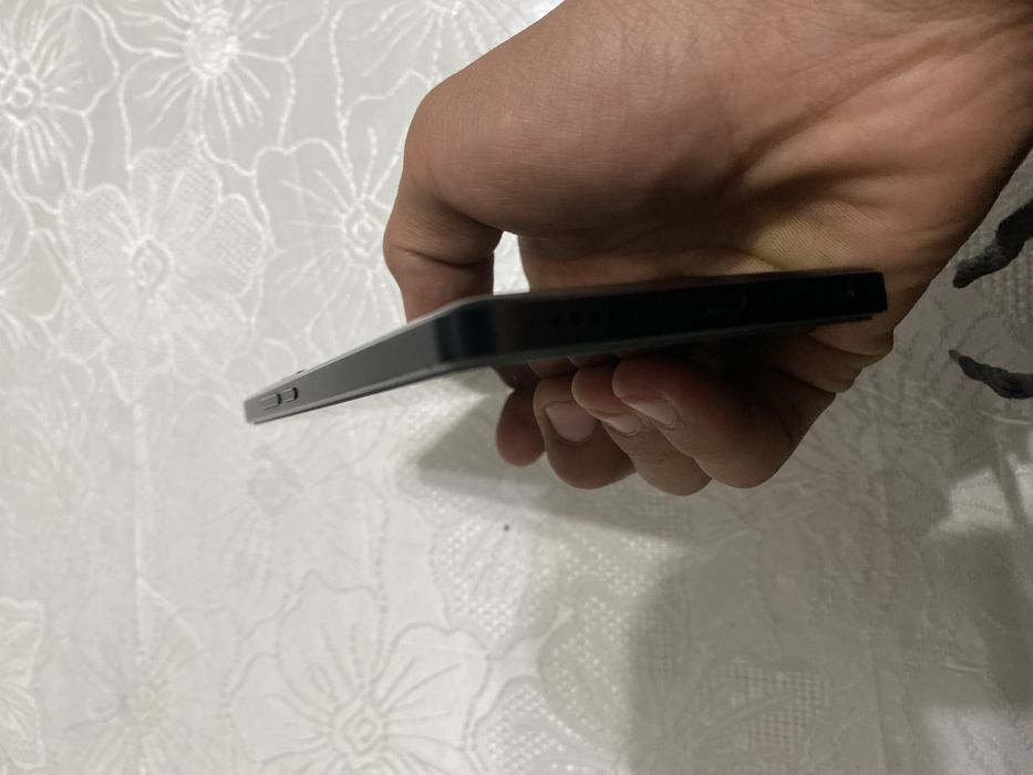 Poco x6pro srochna sotiladi