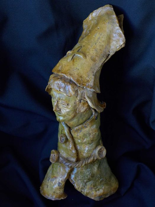 statueta veche 2,7 kg.arta lucrata manual antichitati statuie ceramica