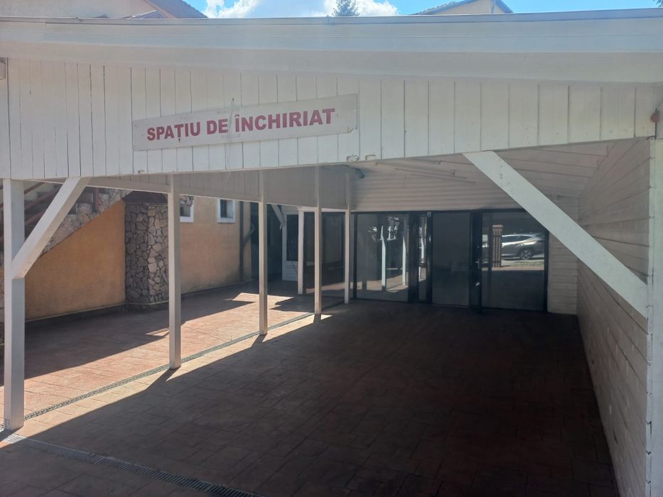 Proprietar inchiriez spatiu