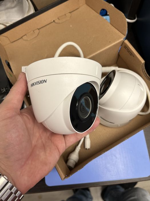 Kit camere supraveghere Hikvision NVR