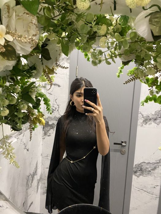 Женская одежда и вечерный платье