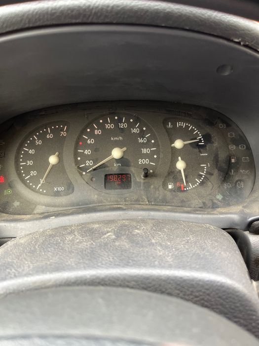 Рено Клио / Renault Clio 1.4 75 к.с.