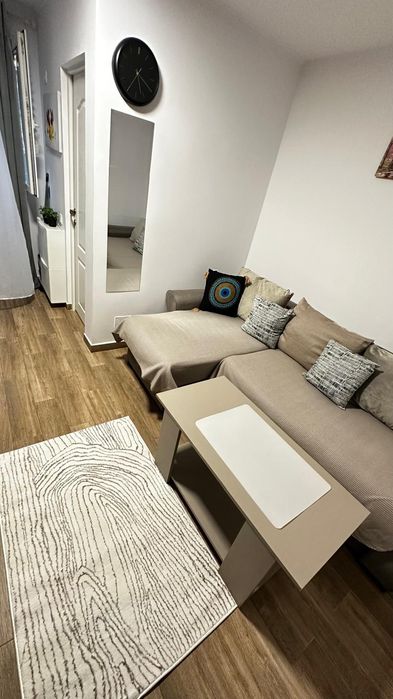 Proprietar închiriez garsoniera!