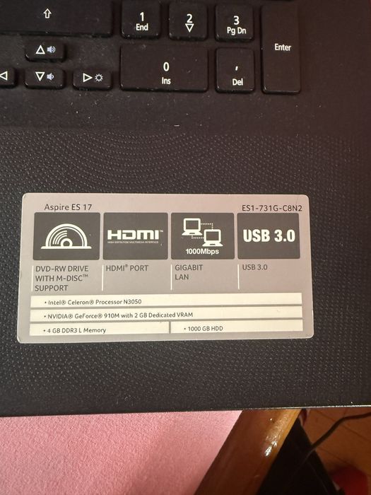Лаптоп 17 инча Acer Aspire ES17