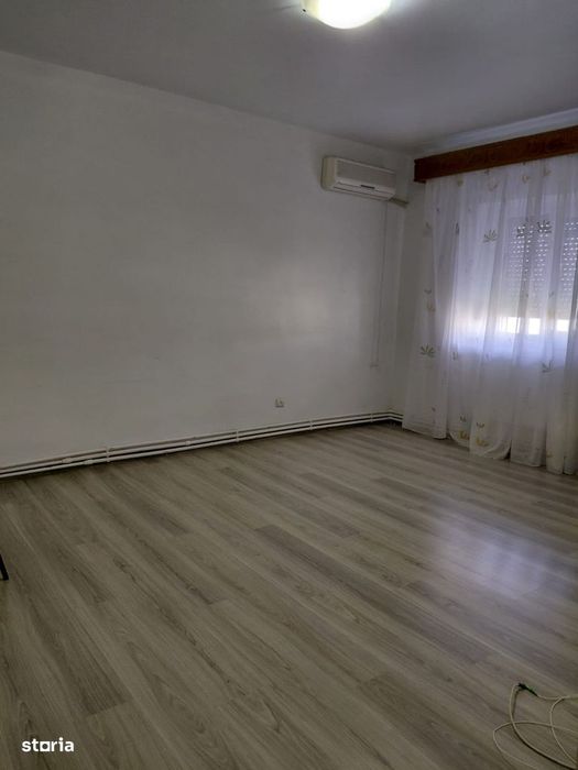 Apartament cu 3 camere, Unirii Centru — fotografia 1