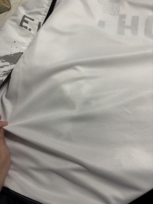 Куртка ветровка стильная