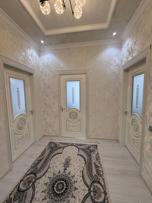 Бухара сити арзон 2 хонали 75 м² квартира сотувда