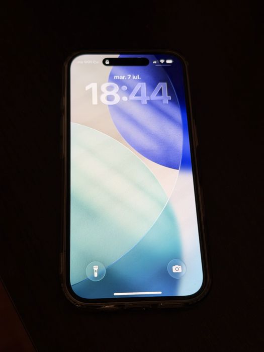 Iphone 16 White