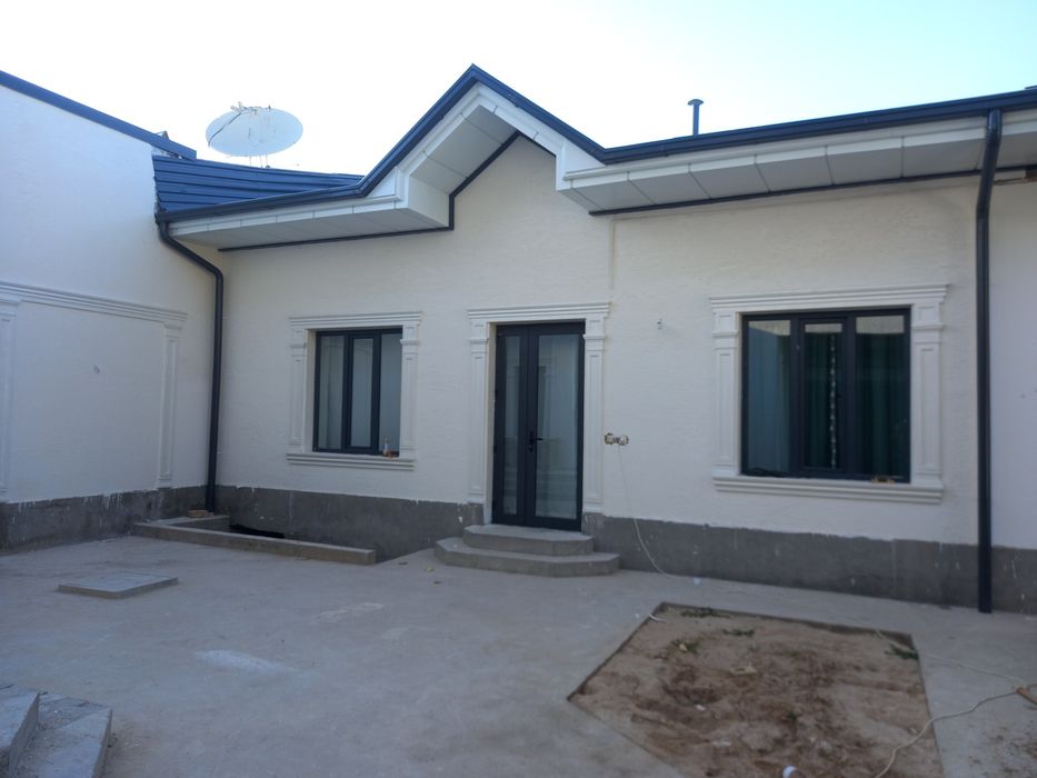 Uy sotiladi 2.4sotix