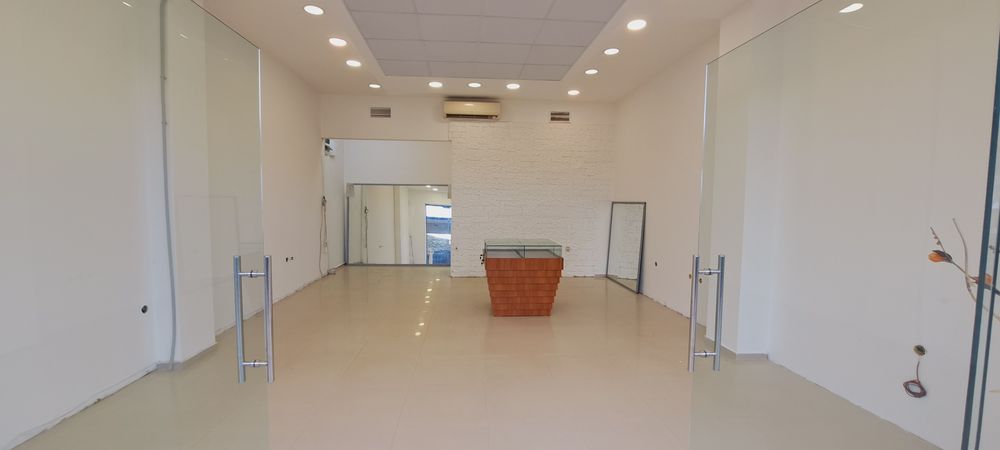 Дава се под наем Магазин в к.к. Златни пясъци - 57 кв.м за 15299.49 € - Снимка #3