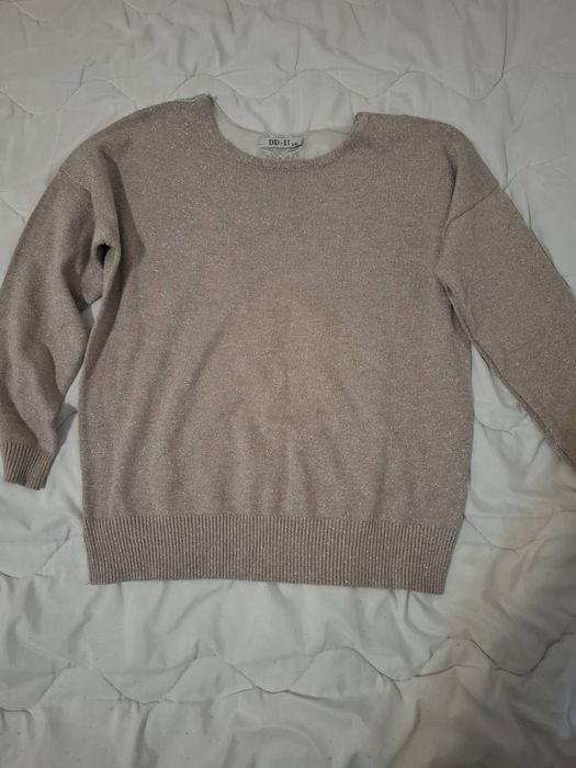 Различни видове тениски и блузи