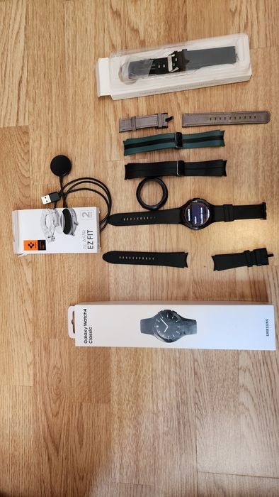 Samsung galaxy Watch 4 46 mm LTE + accesorii