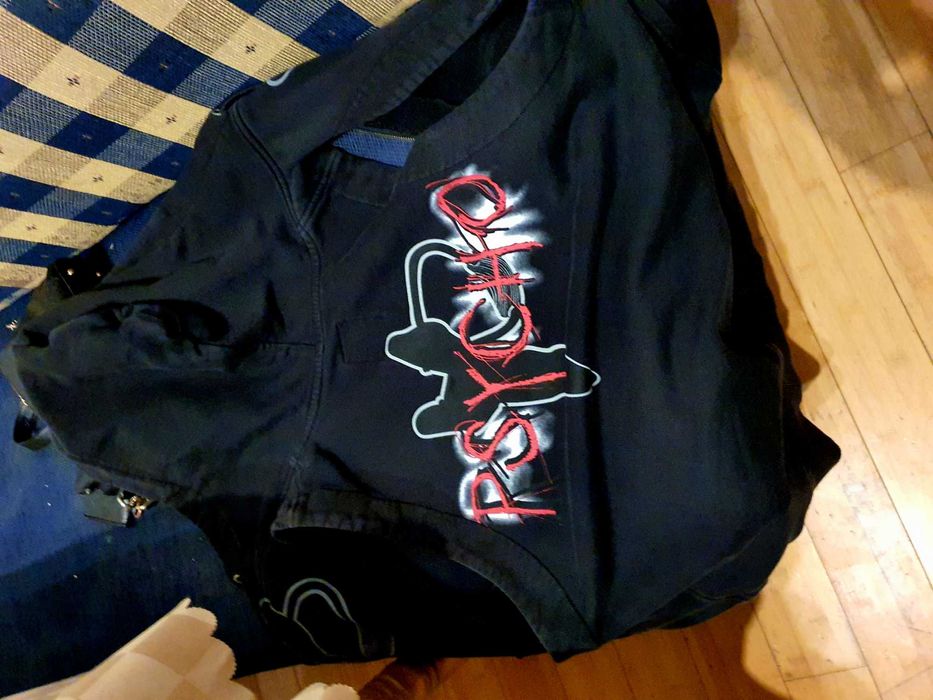 Елека на psycho я