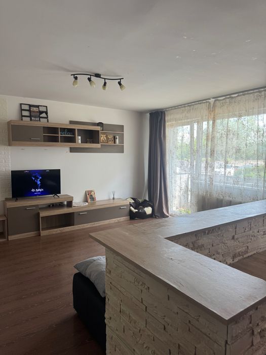 Apartament de închiriat
