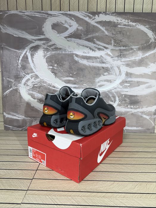 Nike Air Max DN Grey Orange