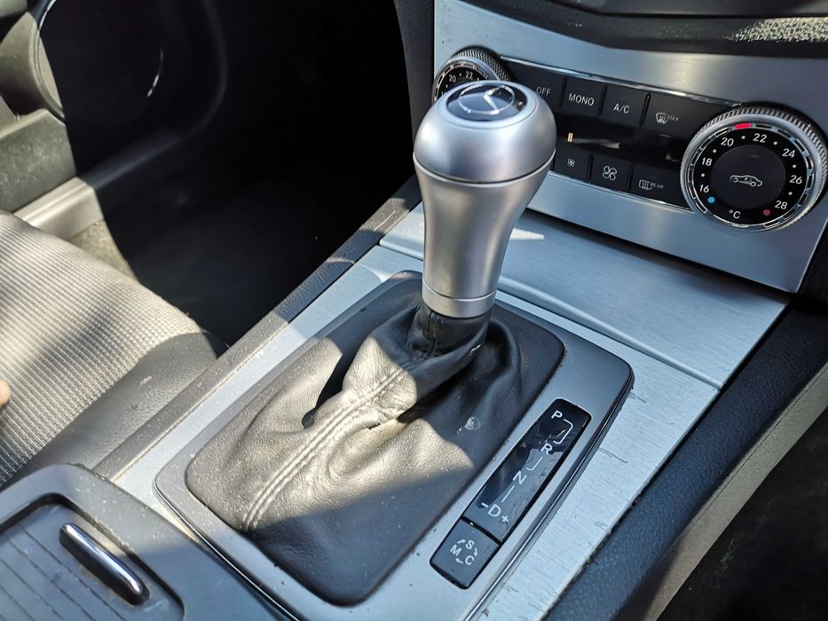 НА части C220 CDI W204 комби SPORT 646 автомат полукожа