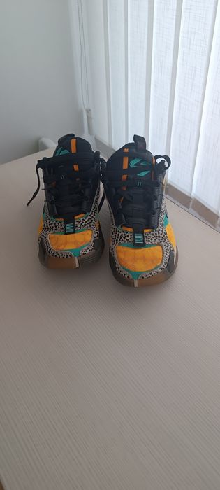 Adidași Jordon Non Exieris 77