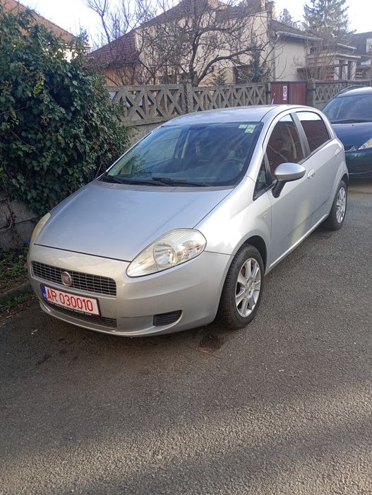 Vând Fiat Grande Punto