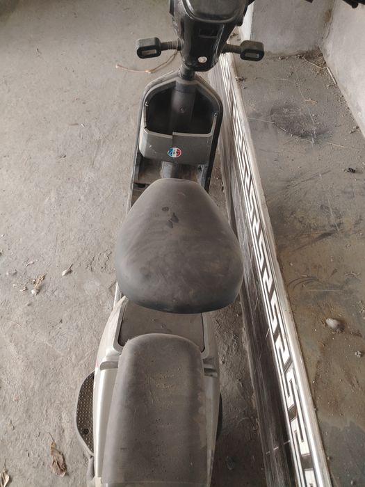 Скутер сотилади акумлятор чарчаган тушунадиганлар олсин