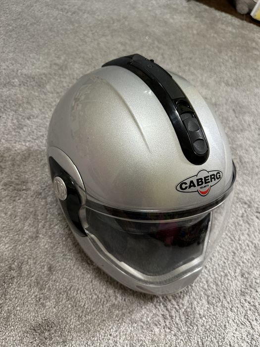 Каска Caberg Icon мото якета наколенки Alpinestars