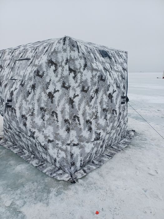 Продам Зимнюю палатку