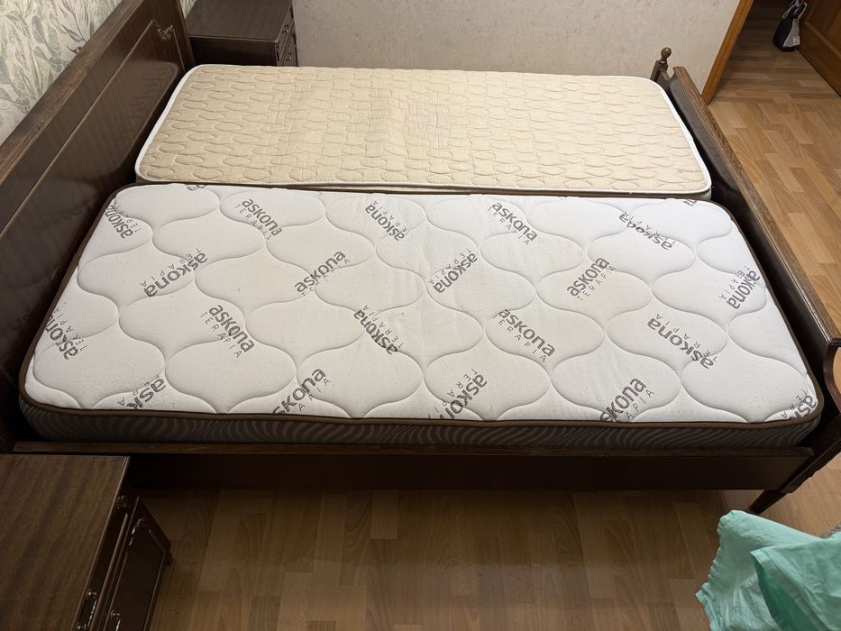 Двухспальная кровать