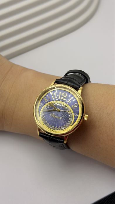 Часы женские Шопрад